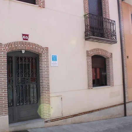 Puenteroma Numero 65 Apartman *